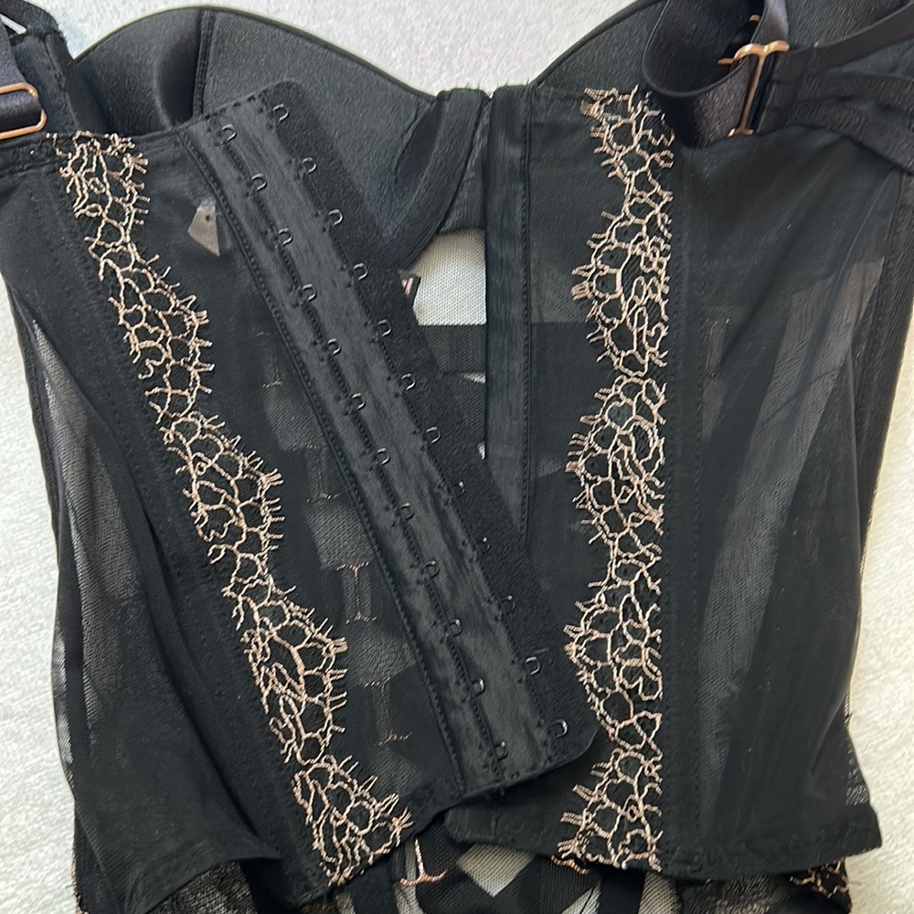 1 day sale Luxe VS Corset Set - Picture 10 of 10